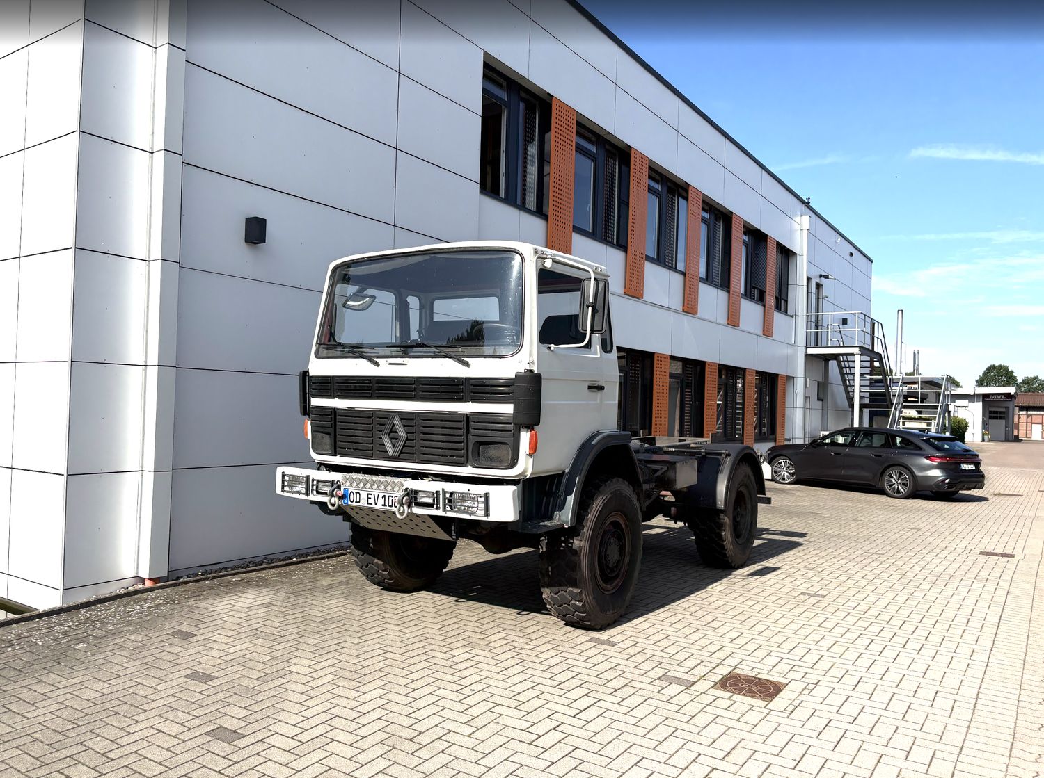 Renault Midliner M150 4x4 – Messfahrzeug von eviit in Kayhude